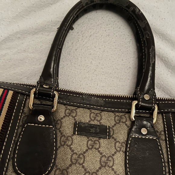 Gucci Bag! - Picture 2 of 13